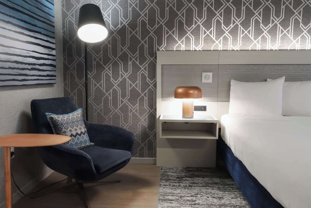 Radisson Plaza Hotel at Kalamazoo Center gallery photo in Kalamazoo, MI — image 86