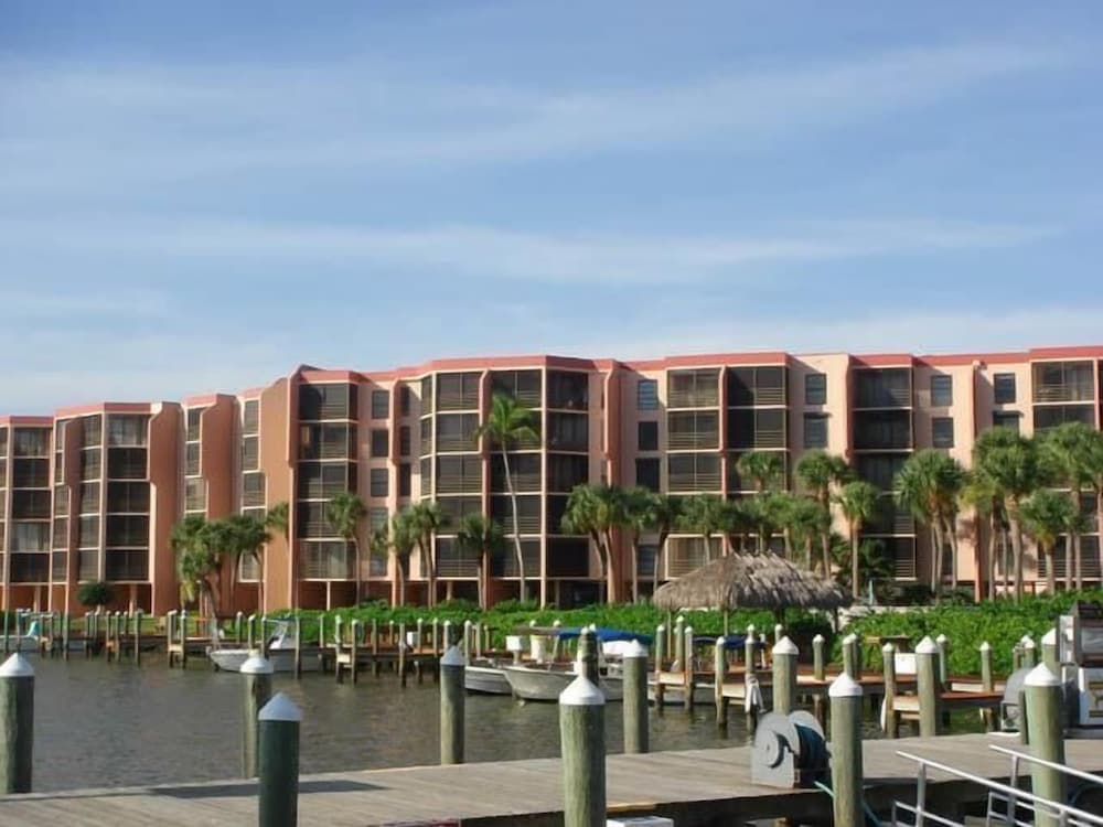 Riverside C209 — hotel in Marco Island, Florida