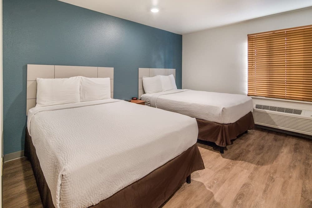 WoodSpring Suites Denton gallery photo in Denton, TX — image 38