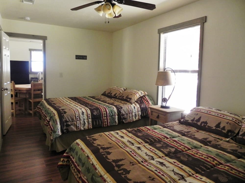 Pope's Landing Marina gallery photo in Alba, TX — image 54