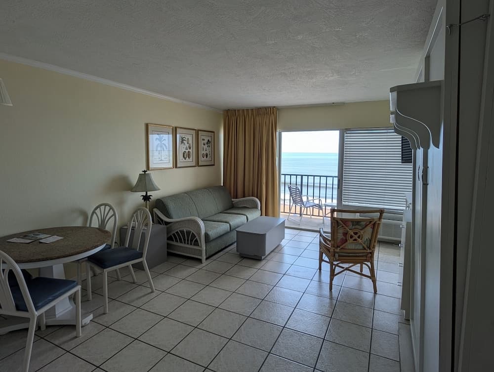 Traders Inn Beach Club interior in Ormond Beach, FL — gallery photo 2