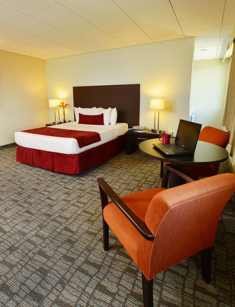 Hotel UMass gallery photo in Amherst — image 4