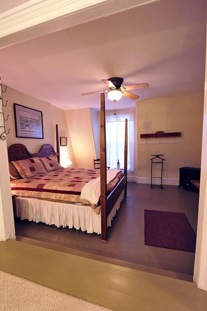 Hall House Hotel gallery photo in Dahlonega, GA — image 6