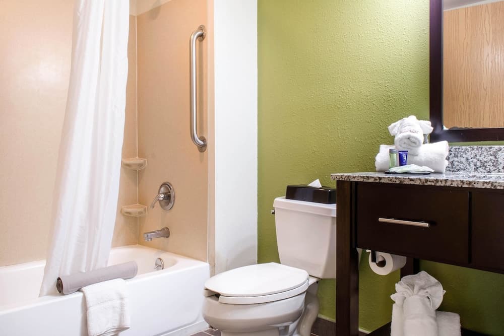 Sleep Inn & Suites Metairie - New Orleans West gallery photo in Metairie, LA — image 11