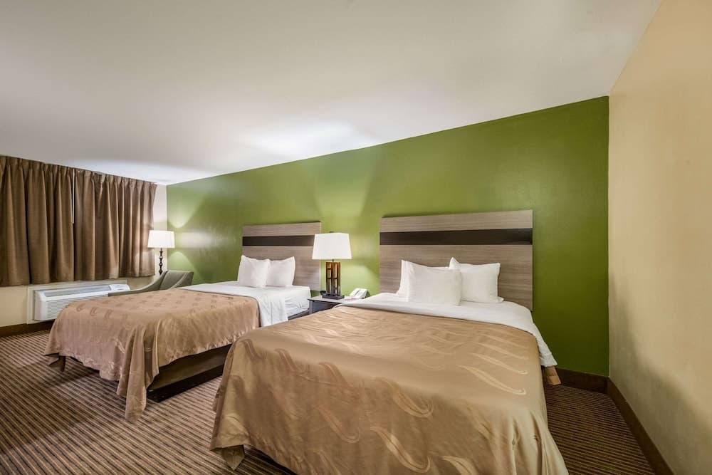 Quality Inn & Suites Garland - East Dallas gallery photo in Garland, TX — image 23