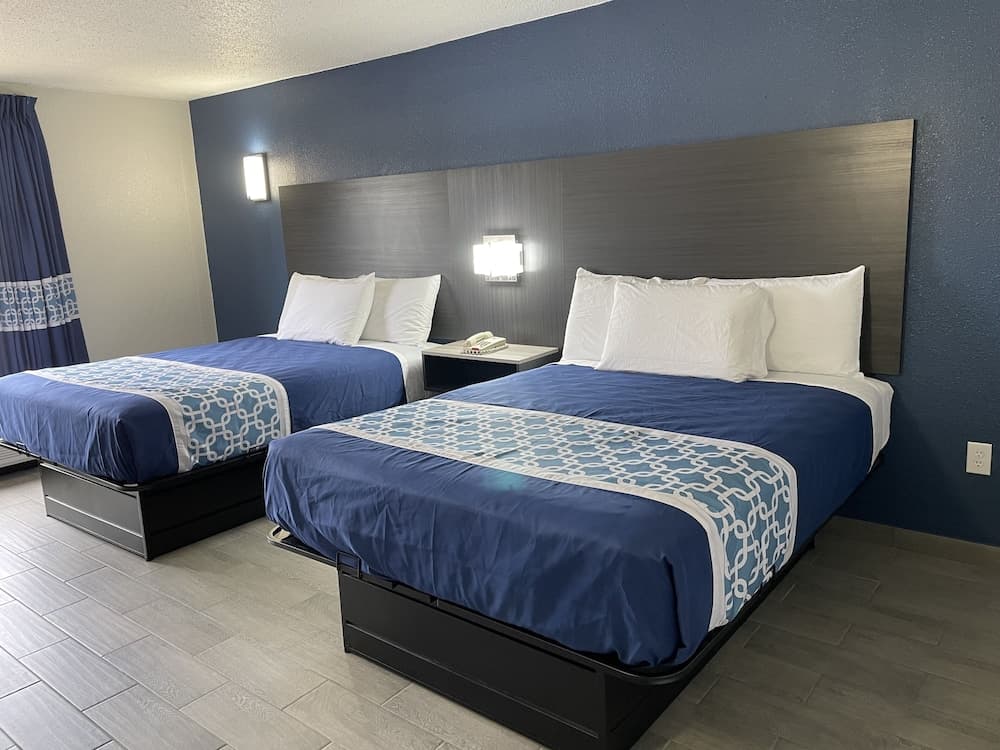 Executive Inn property views in Mount Pleasant, TX — gallery photo 3
