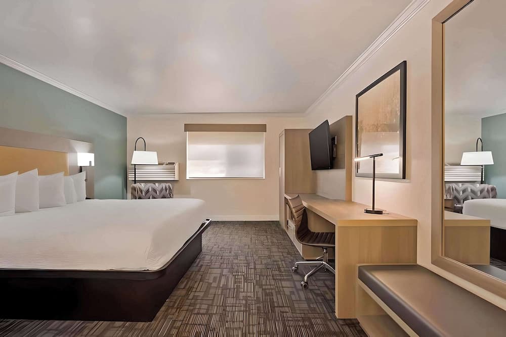 Comfort Inn Hayward - Oakland South gallery photo in Hayward, CA — image 12