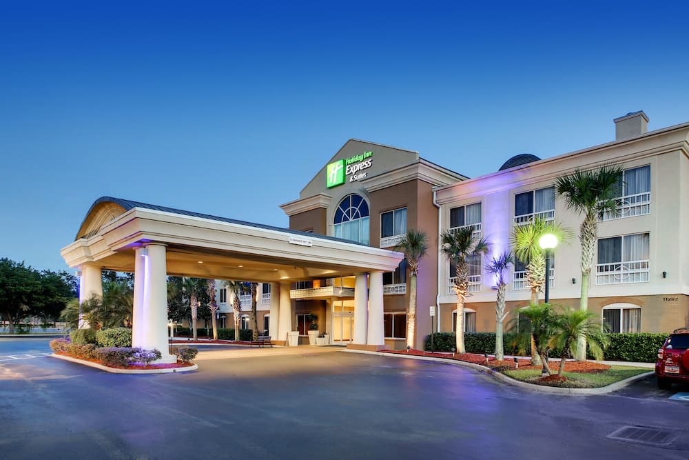 Holiday Inn Express Hotel & Suites Jacksonville South I-295 by IHG featured exterior or lobby in Jacksonville, FL — similar hotel