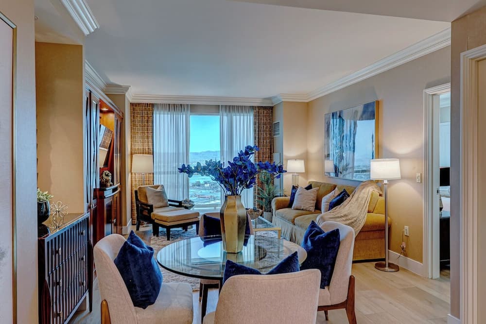 MGM Signature - Las Vegas property views in Las Vegas, NV — gallery photo 3