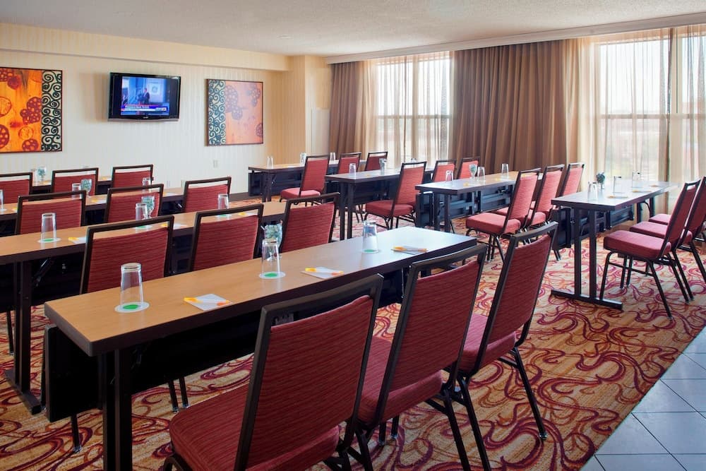 Courtyard by Marriott Pueblo Downtown gallery photo in Pueblo, CO — image 11