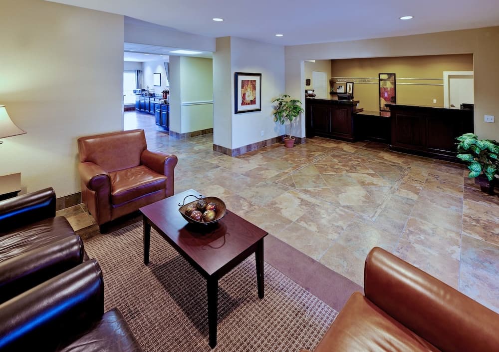 MainStay Suites Addison-Dallas interior in Addison, TX — gallery photo 2