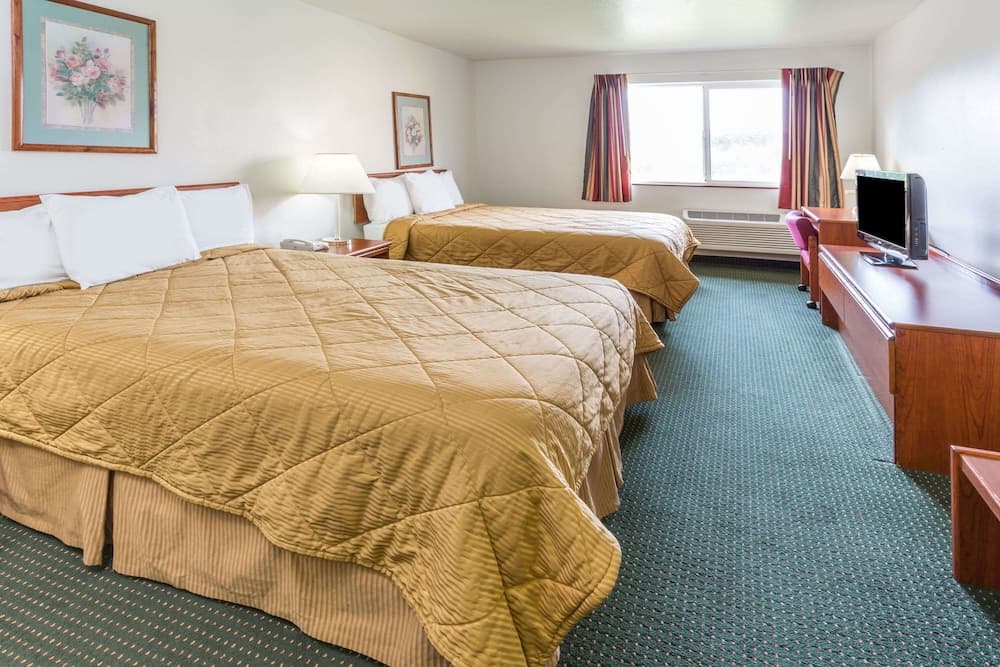 Travelodge Suites by Wyndham Newberg gallery photo in Newberg, OR — image 148