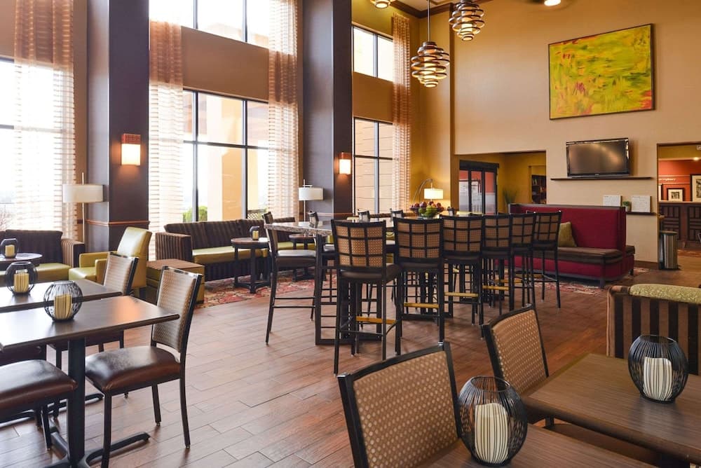 Hampton Inn & Suites Springboro/Dayton Area South gallery photo in Springboro, OH — image 17