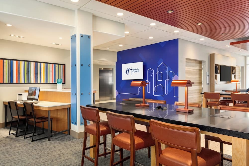 Holiday Inn Express & Suites Hayward - Castro Valley by IHG gallery photo in Hayward, CA — image 28