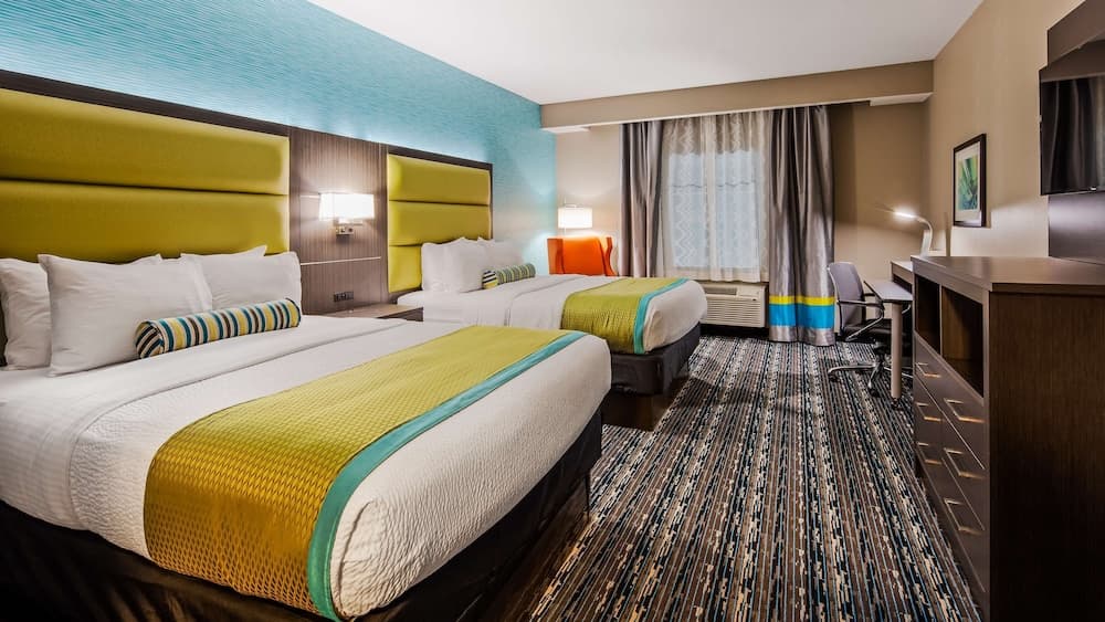Holiday Inn Express And Suites Pasadena Houston Southeast by IHG gallery photo in Pasadena, TX — image 11