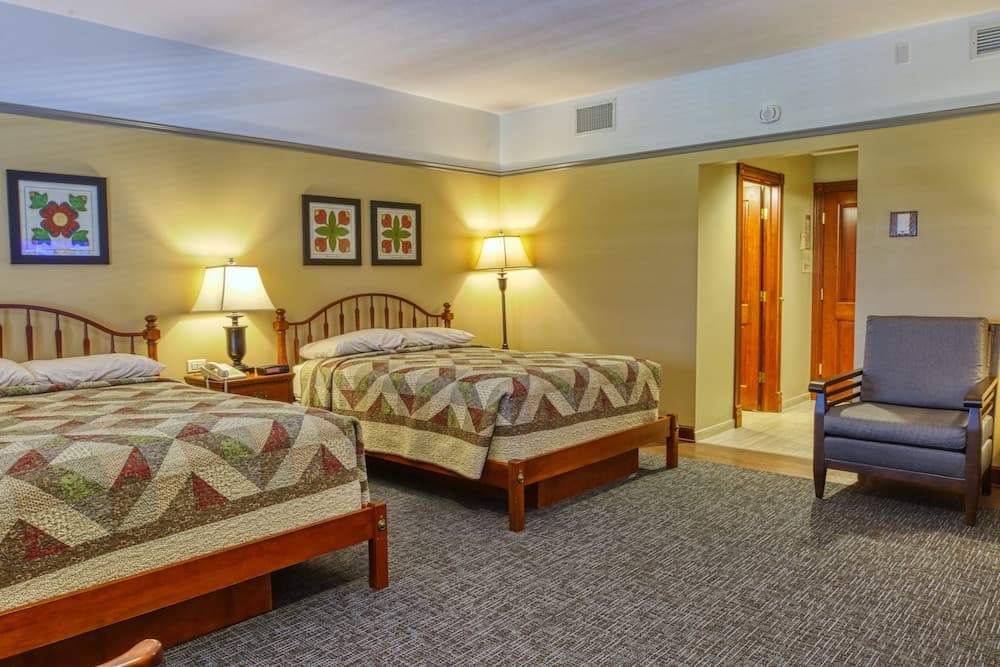 Carlisle Inn Walnut Creek gallery photo in Millersburg, OH — image 18