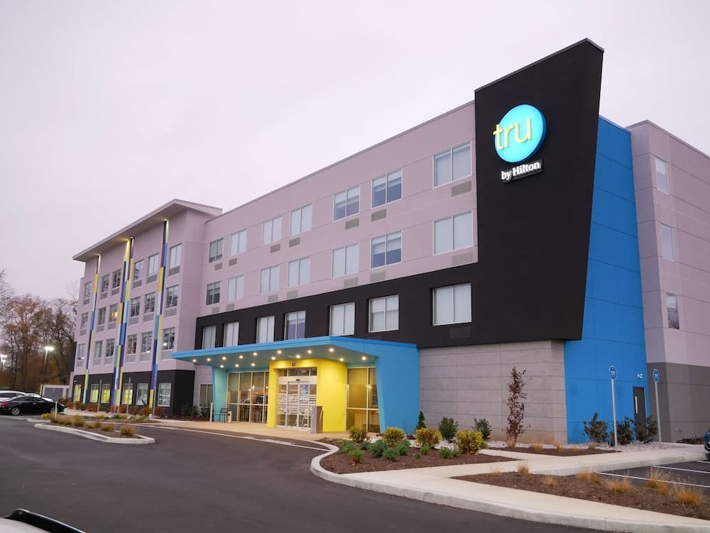 Tru By Hilton Chambersburg, PA featured exterior or lobby in Chambersburg, PA — similar hotel