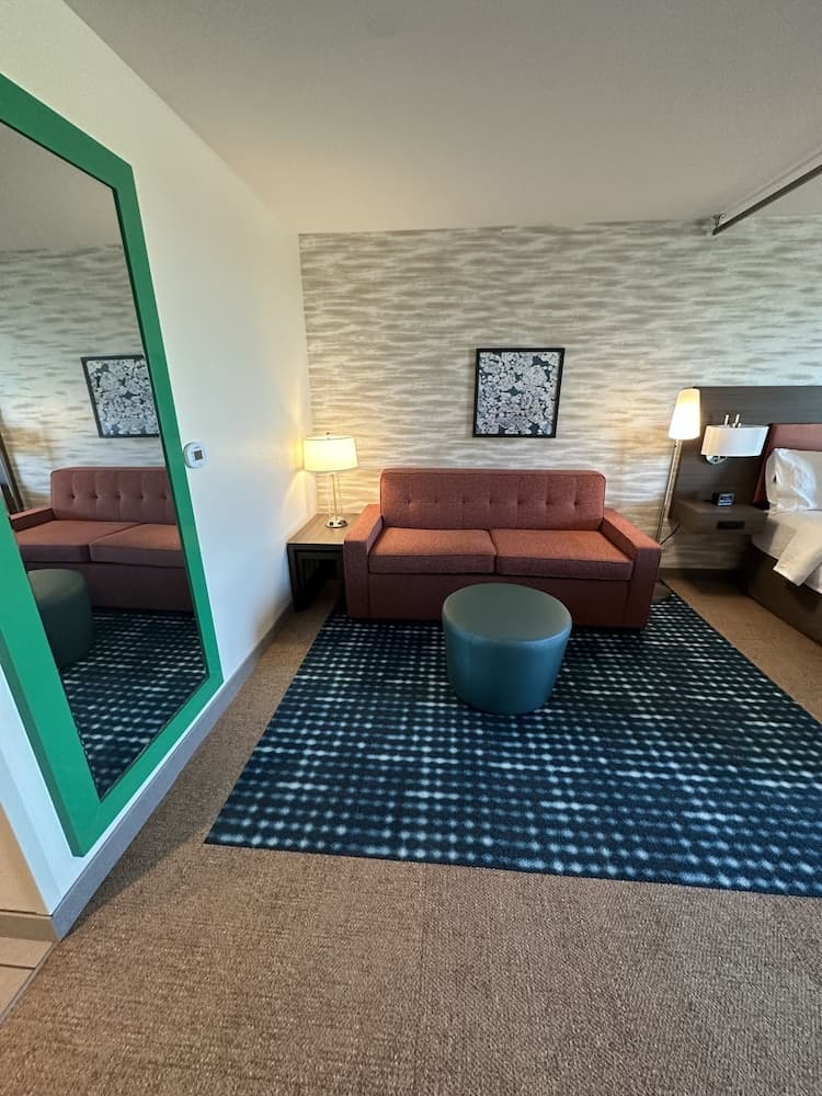 Home2 Suites By Hilton Racine gallery photo in Sturtevant, WI — image 7