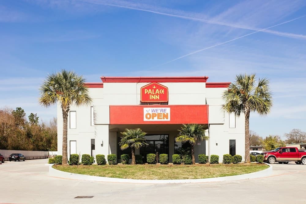 Econo Lodge Inn & Suites Channelview - Houston East — hotel in Channelview, Texas