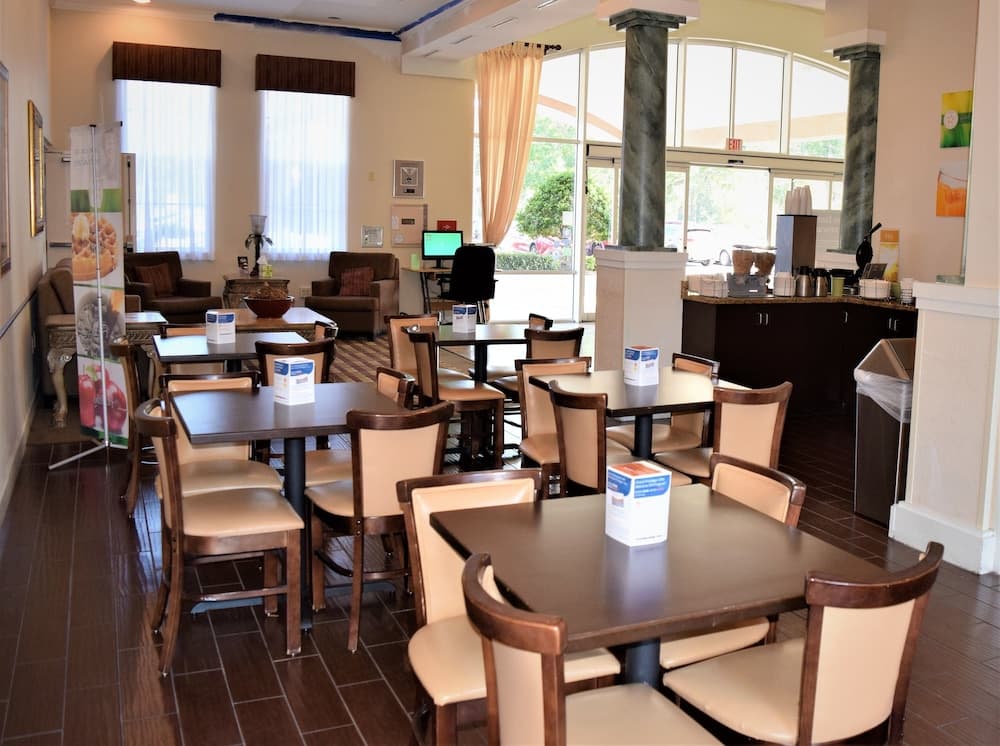 Quality Inn Conference Center at Citrus Hills gallery photo in Hernando, FL — image 25
