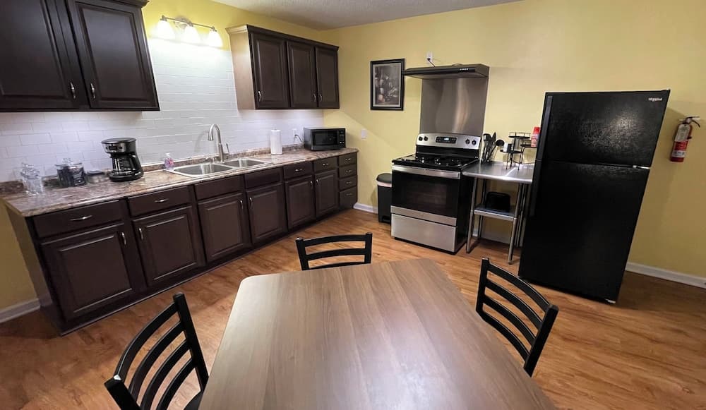 O2 Suites Houma gallery photo in Houma, LA — image 15