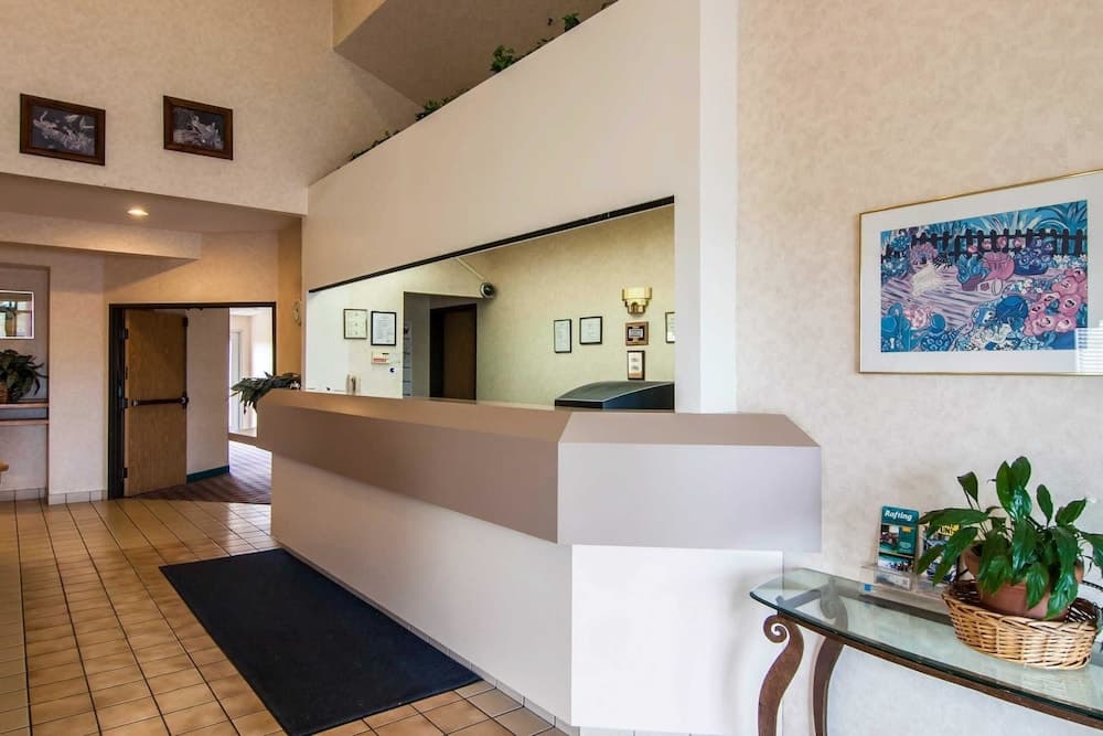 Rodeway Inn Salem Northgate gallery photo in Salem, OR — image 21