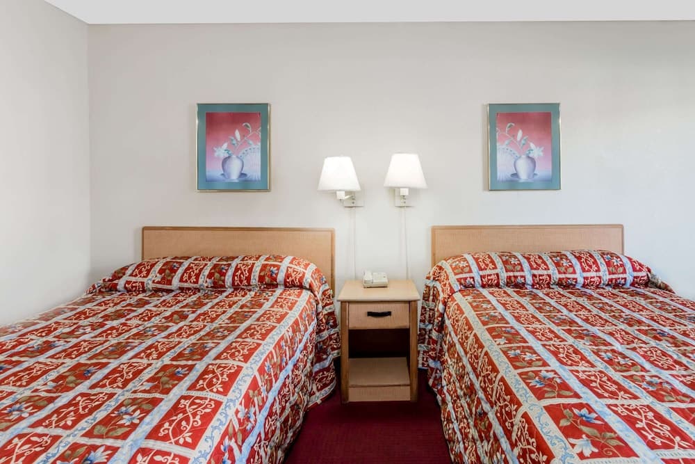 Knights Inn - Fredericksburg property views in Fredericksburg, VA — gallery photo 3