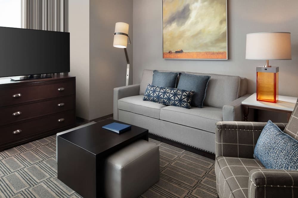 Homewood Suites by Hilton Teaneck Glenpointe gallery photo in Teaneck — image 4