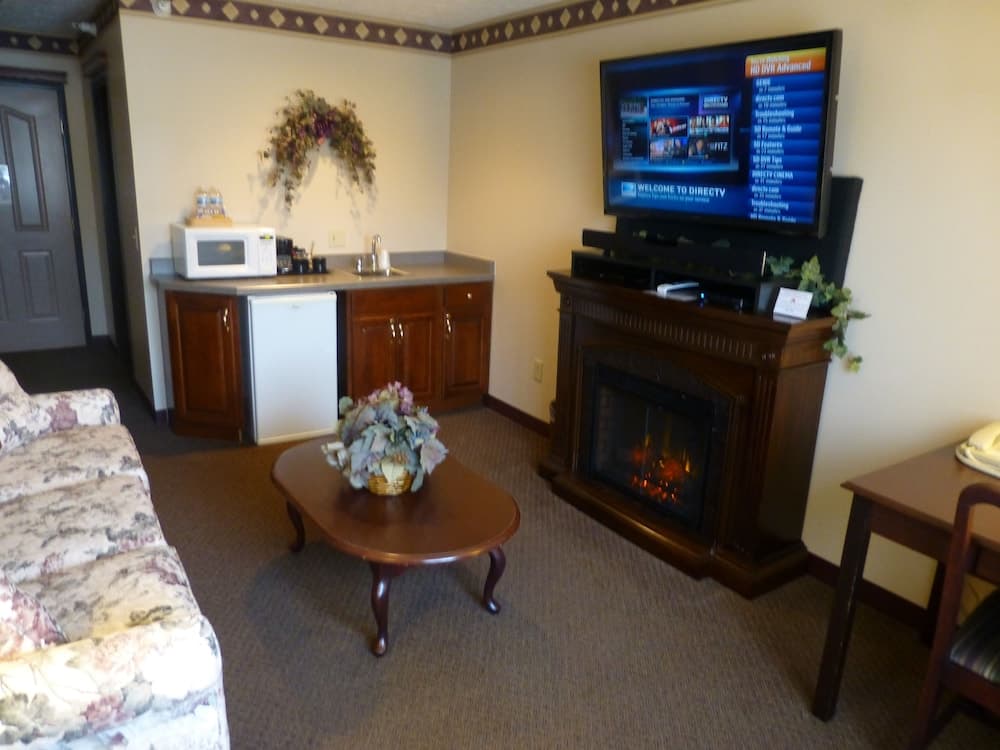 Hearthstone Inn & Suites interior in Cedarville, OH — gallery photo 2
