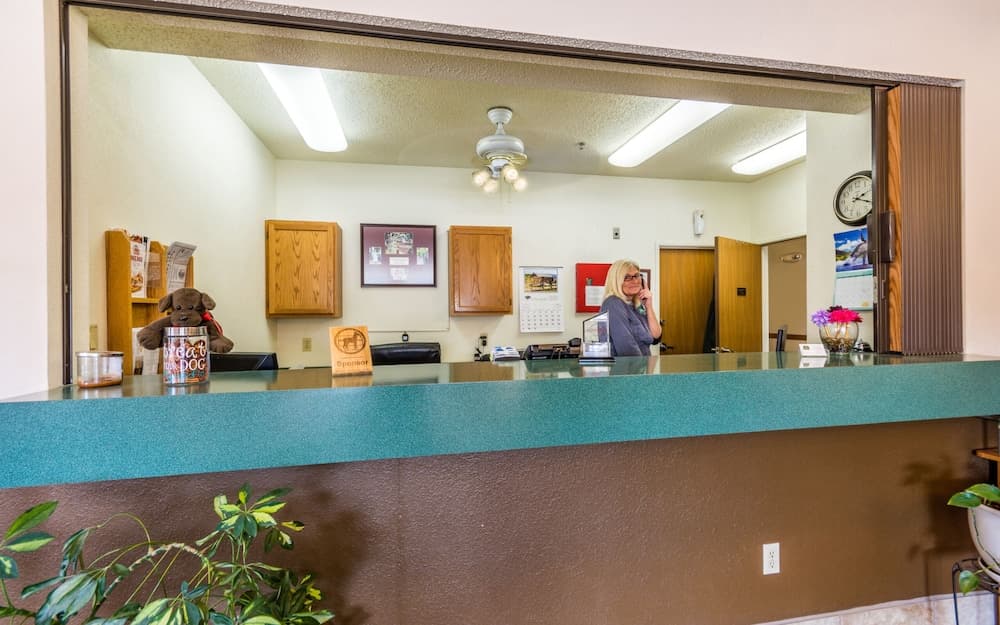 Wamego Inn and Suites interior in Wamego, KS — gallery photo 2