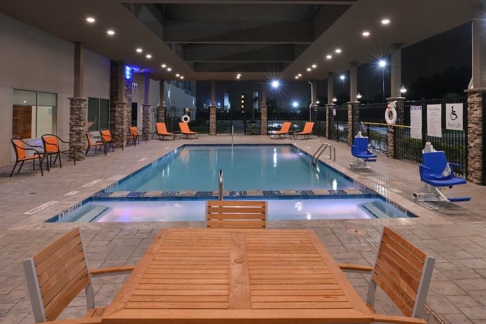 Holiday Inn Express & Suites Houston E - Pasadena by IHG gallery photo in Pasadena, TX — image 40