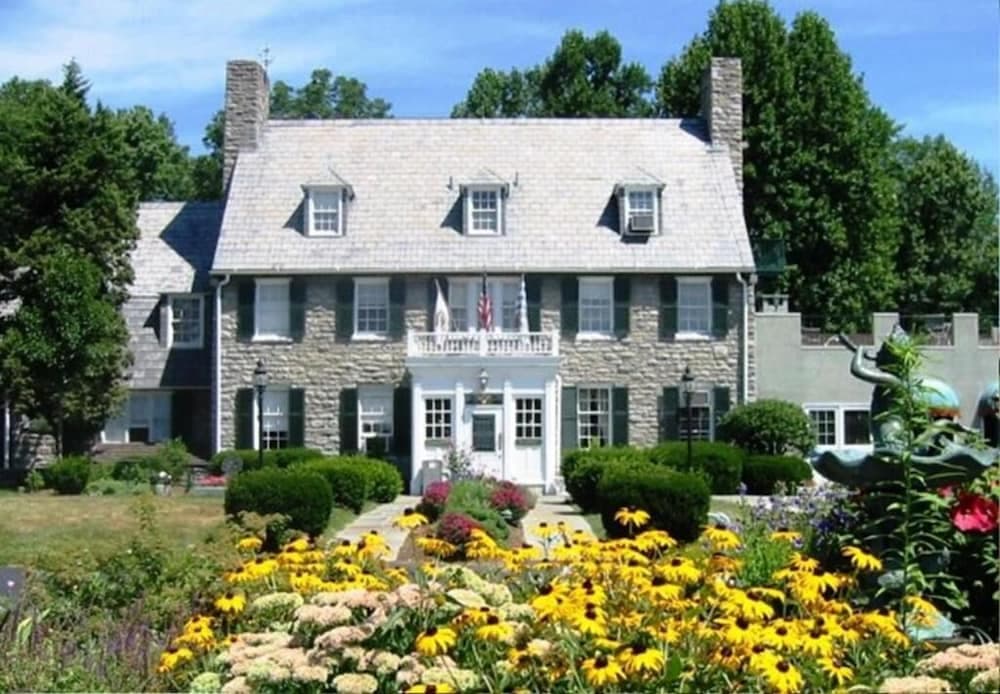 Bavarian Inn gallery photo in Shepherdstown, WV — image 24