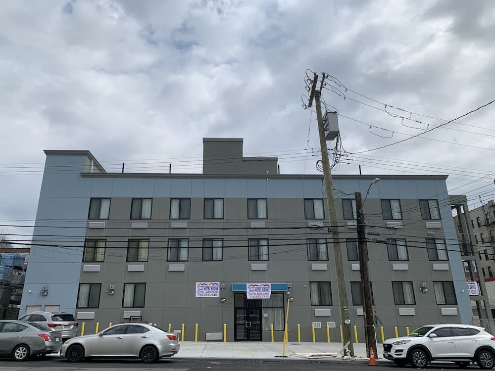 Monti Hotel featured exterior or lobby in Bronx, NY — similar hotel