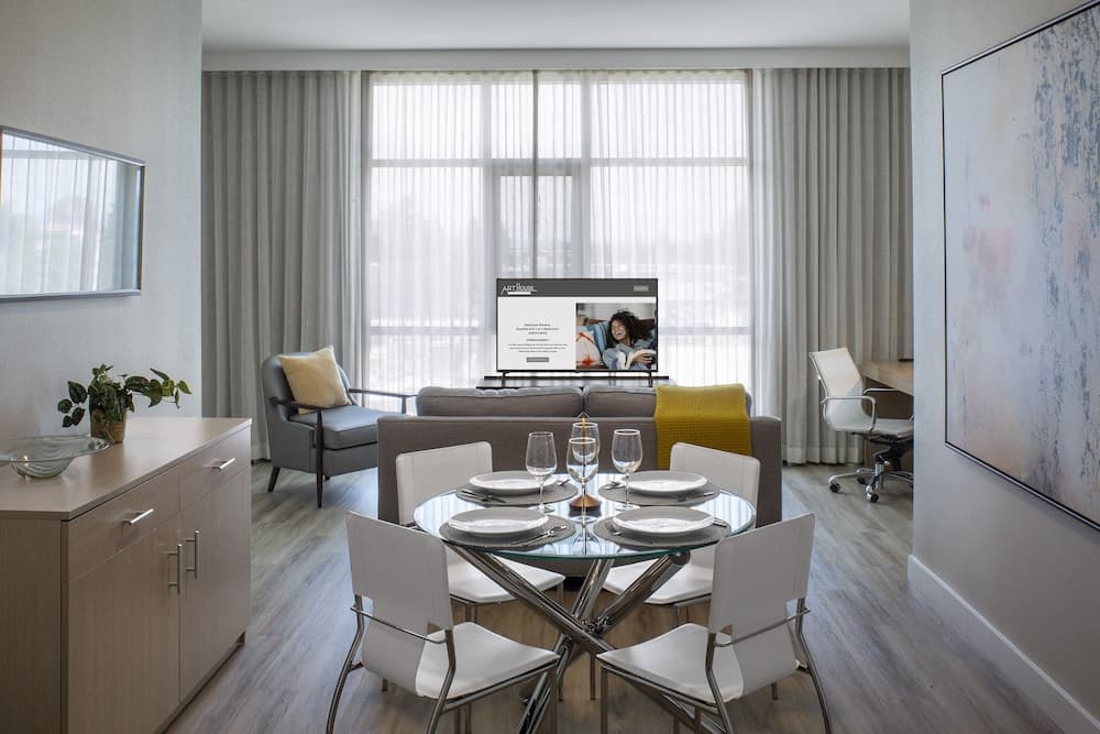Art House Hotel and Suites gallery photo in Santa Rosa, CA — image 15