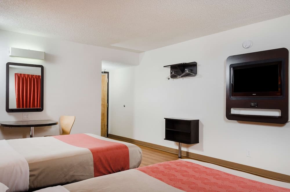 Ramada by Wyndham Merced gallery photo in Merced, CA — image 26