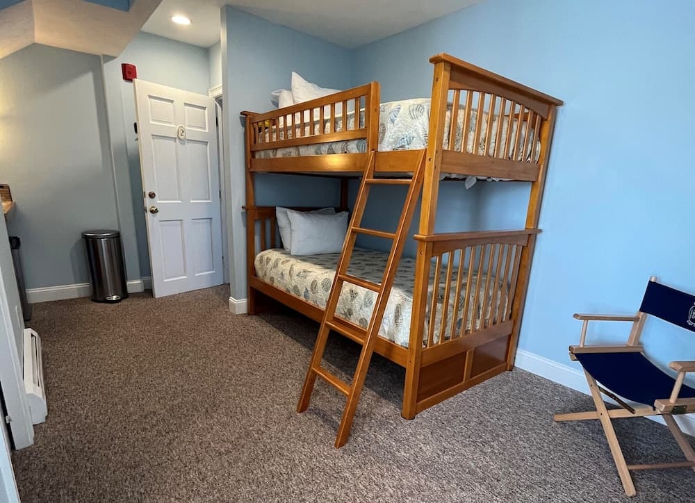 Beach Breeze Inn gallery photo in Falmouth, MA — image 64