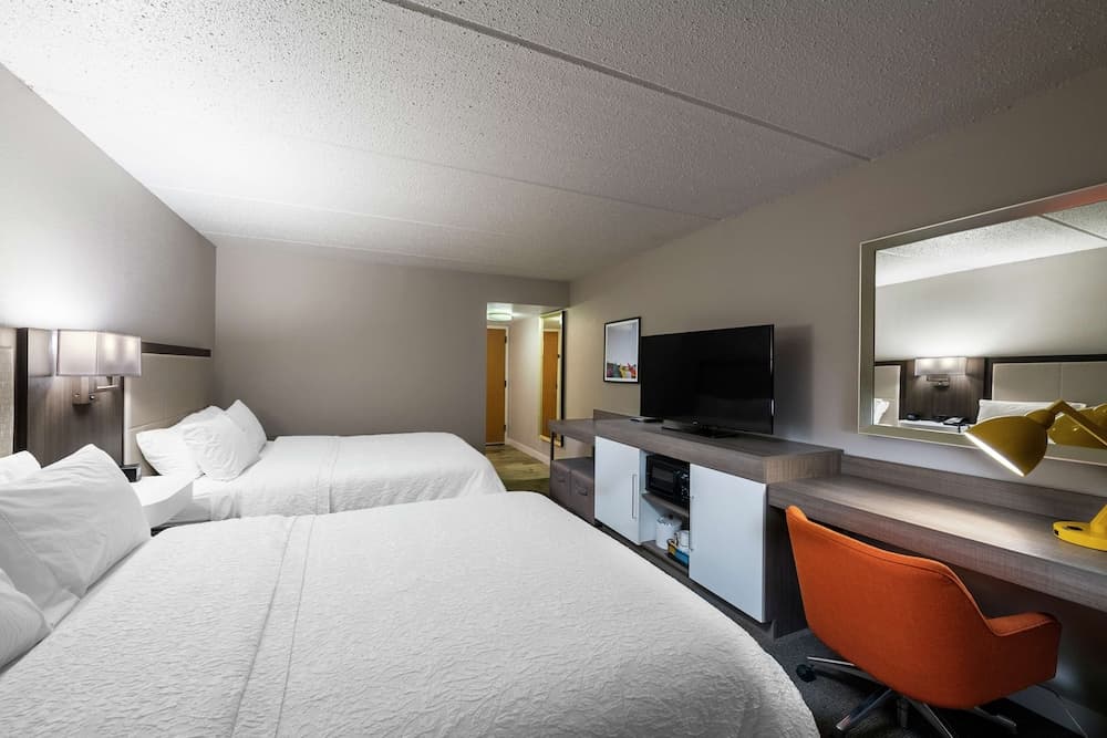 Hampton Inn Gainesville property views in Gainesville, GA — gallery photo 3