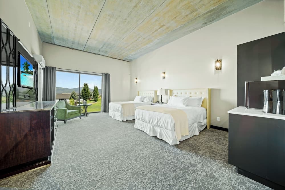 The Suites at Prairie Falls & Event Center interior in Post Falls, ID — gallery photo 2