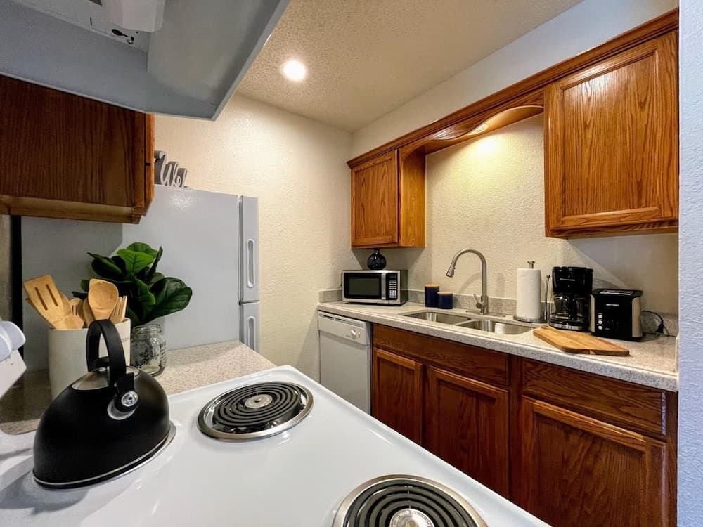 OU-2 Bedroom 1 bath next OU gallery photo in Norman, OK — image 14