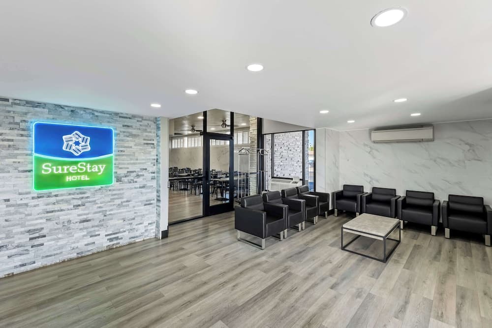 SureStay Hotel by Best Western Phoenix Airport property views in Phoenix, AZ — gallery photo 3