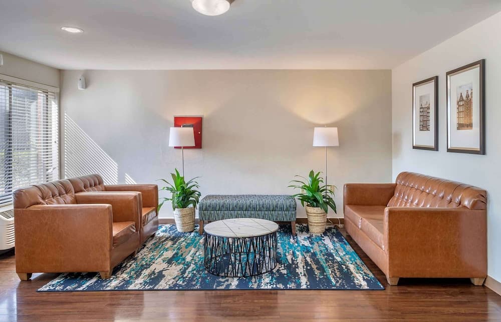 Extended Stay America Suites Houston Westchase Westheimer property views in Houston, TX — gallery photo 3