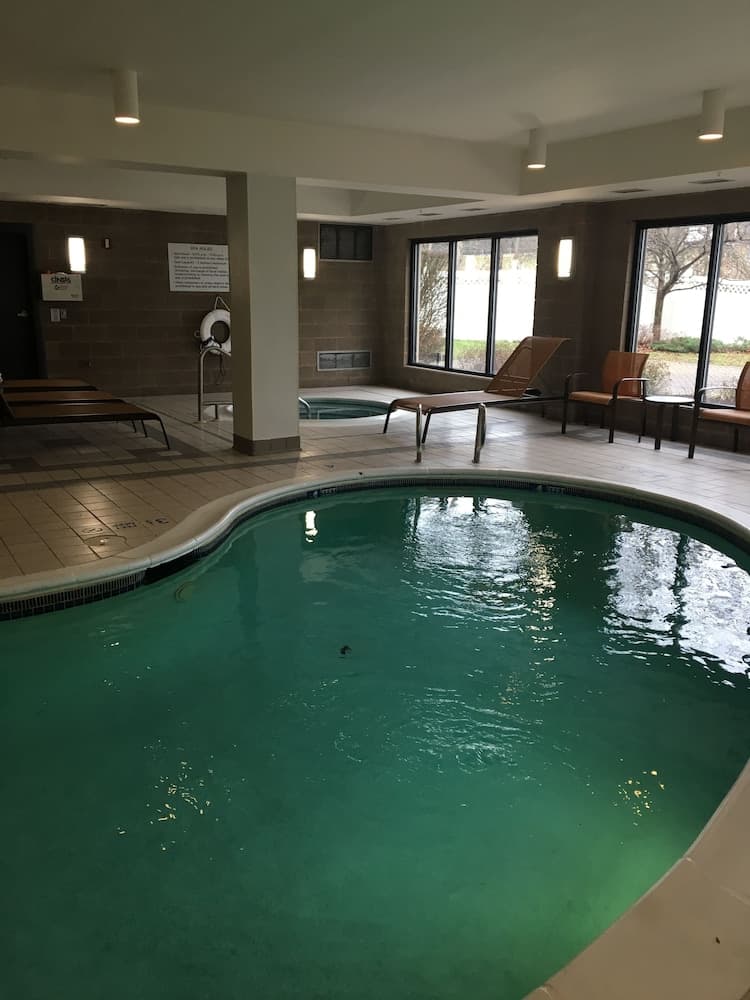 Courtyard by Marriott Newburgh Stewart Airport gallery photo in Newburgh, NY — image 31