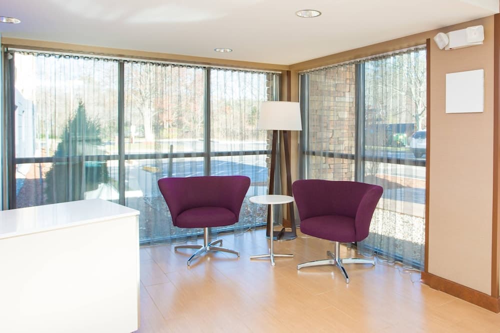 Fairfield by Marriott Inn & Suites Raynham Middleborough/Plymouth interior in Middleborough, MA — gallery photo 2