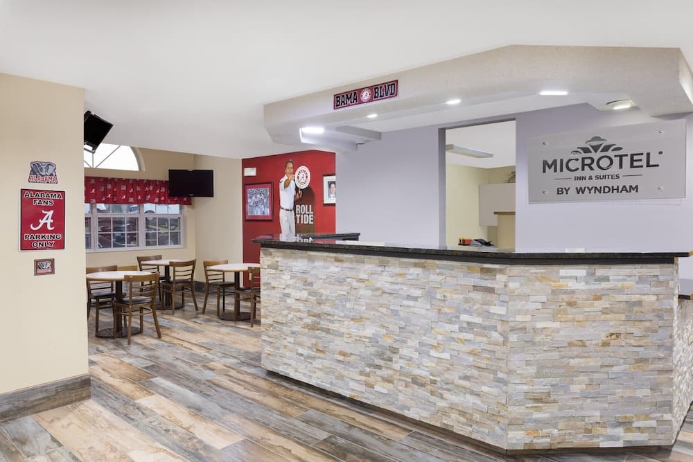 Microtel Inn & Suites by Wyndham Tuscaloosa East interior in Cottondale, AL — gallery photo 2