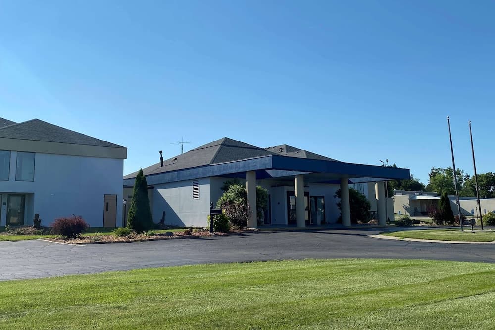 AmericInn by Wyndham Fort Atkinson featured exterior or lobby in Fort Atkinson, WI — similar hotel