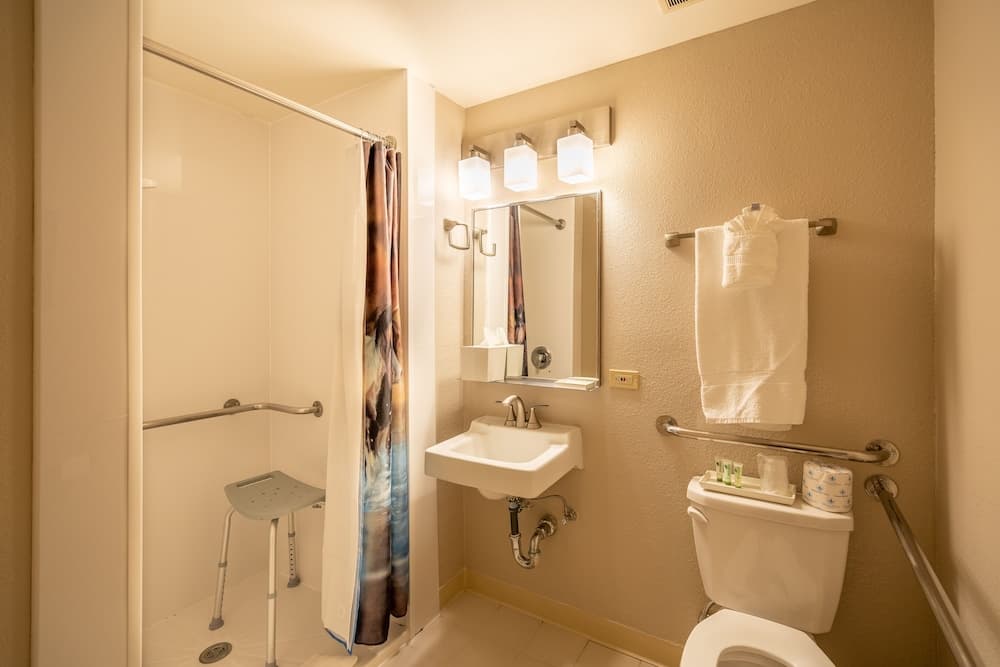 Kellogg West Conference Center and Hotel interior in Pomona, CA — gallery photo 2