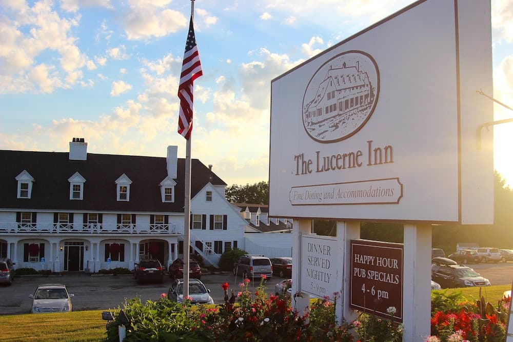 The Lucerne Inn featured exterior or lobby in Holden — similar hotel