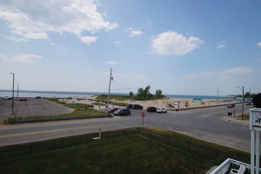 Snyder's Shoreline Inn gallery photo in Ludington, MI — image 37