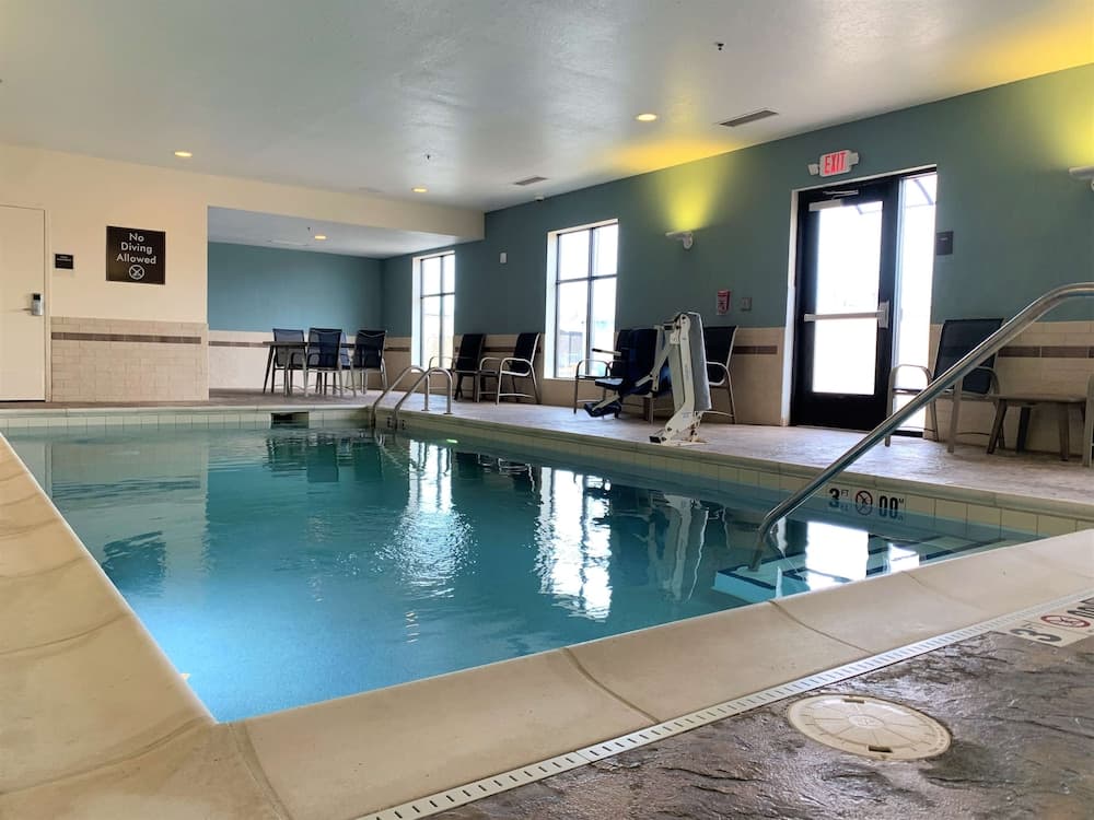 SureStay by Best Western Cambridge gallery photo in Cambridge, OH — image 7
