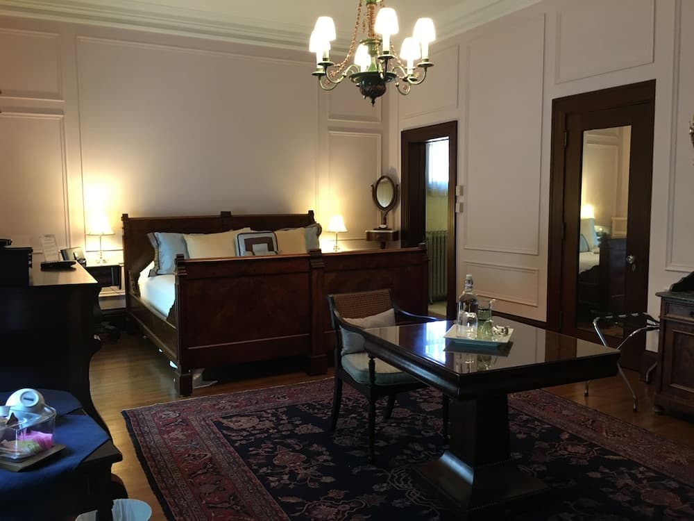 The Inn at Irwin Gardens property views in Columbus, IN — gallery photo 3